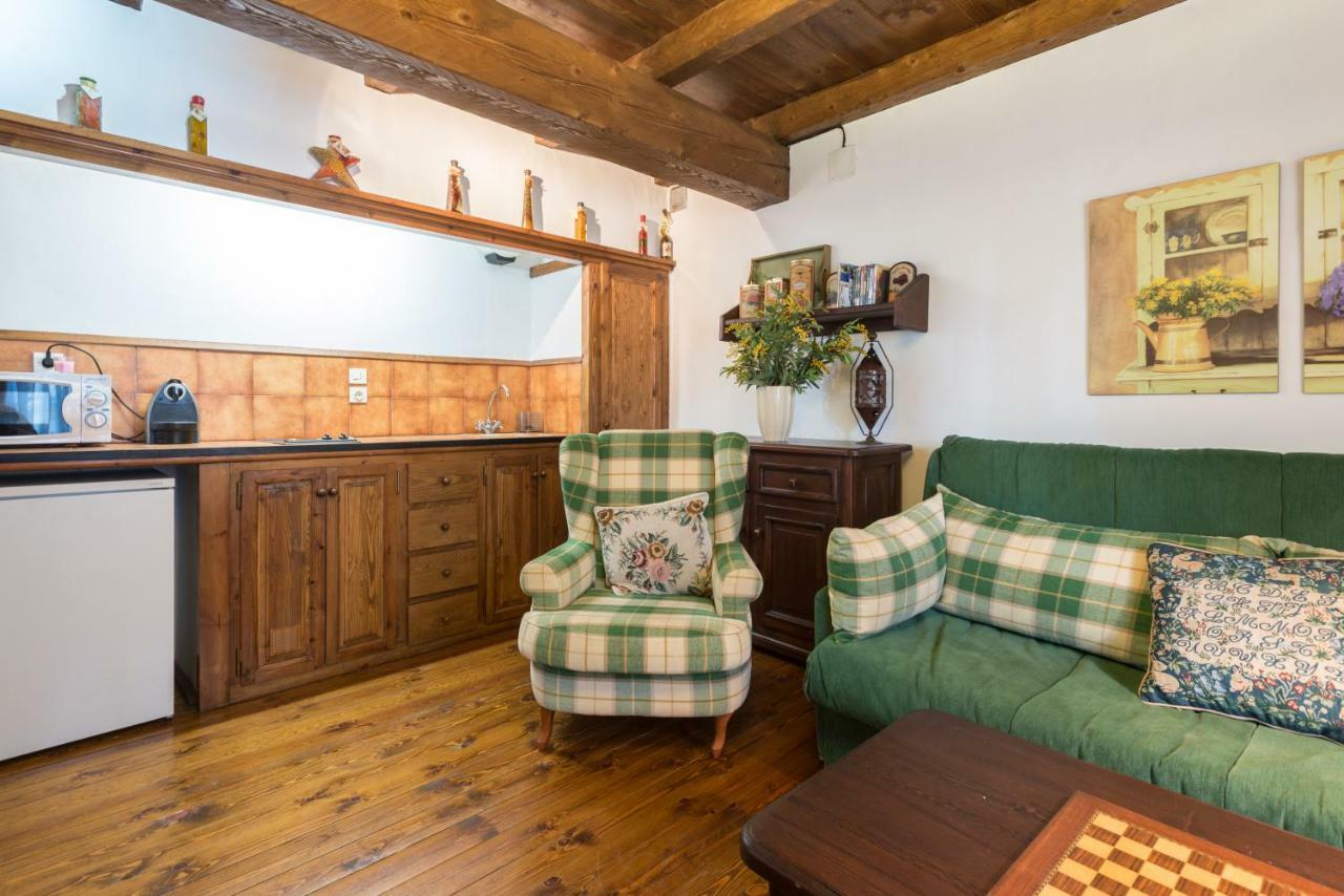 エル・ターターRustic Chic De Luxe 47E Hut-5687アパートメント エクステリア 写真